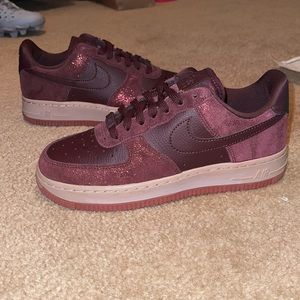 SALE!!! Air force 1 low Burgundy Crush